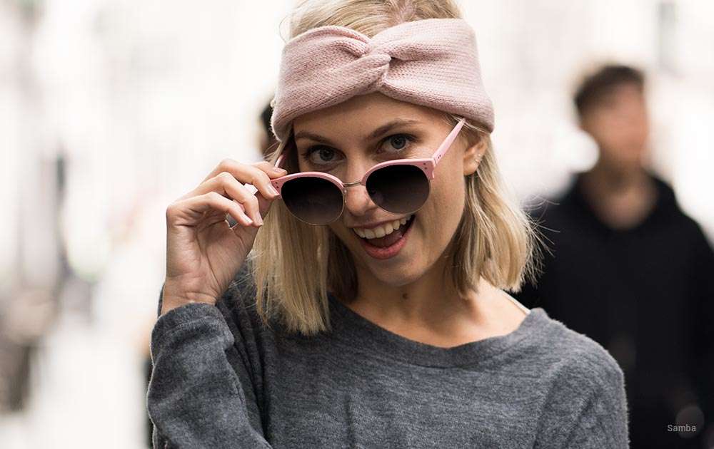 gradient polarized sunglasses - girl - blonde - sunglasses - pink