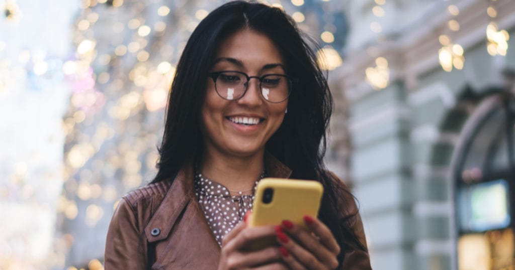 is-it-bad-to-wear-two-different-prescription-glasses