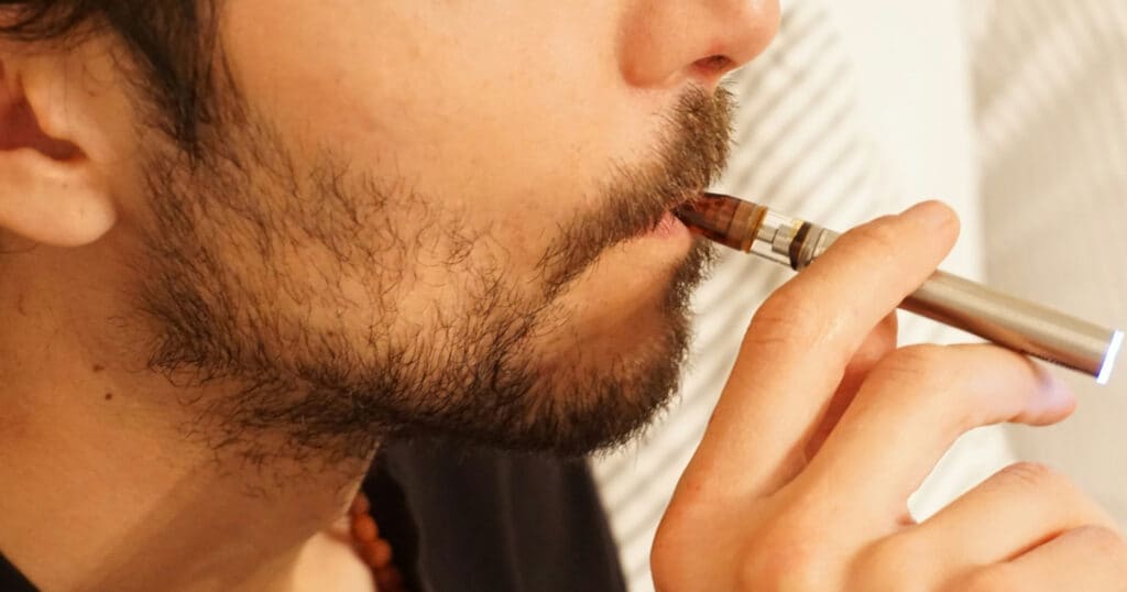 Does Vaping Make Your Eyes Red? Understanding the Impact on Eye Health