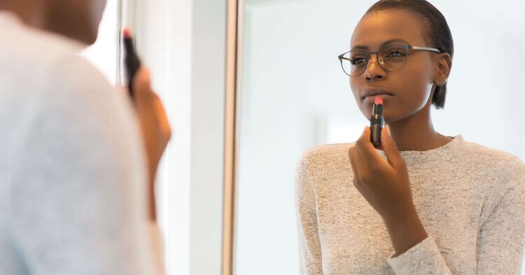 How to Style Your Hair with Glasses