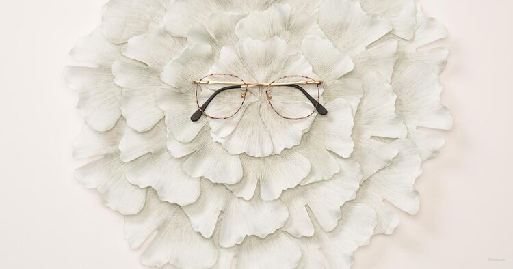 What To Do With Old Eyeglasses: Three Great Uses