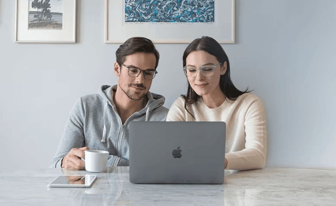Man and woman with SightRelax glasses