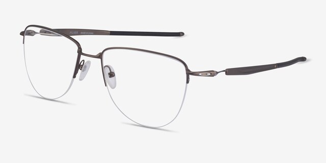 Oakley Plier Gunmetal TitaniumMontures de lunettes de vue d'EyeBuyDirect, Vue d'Angle