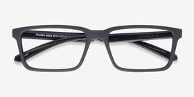 ARNETTE Koko Shiny Black Éco-responsable Montures de lunettes de vue d'EyeBuyDirect, Vue Rapprochée