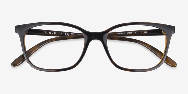Vogue Eyewear VO5621 Écaille Noire Éco-responsableMontures de lunettes de vue d'EyeBuyDirect, Vue Rapprochée
