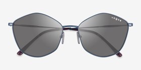 Vogue Eyewear VO4282S Bleu Métal Soleil de Lunette de vue d'EyeBuyDirect, Vue Rapprochée
