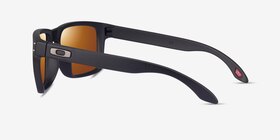 Oakley OO9102 Holbrook Noir Plastique Soleil de Lunette de vue d'EyeBuyDirect, Vue de Côté