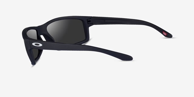 Oakley Gibston Matte Gray Smoke PlastiqueSoleil de Lunette de vue d'EyeBuyDirect, Vue de Côté