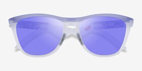 Oakley OO9289 Frogskins Tm Matte Purple Clear Plastique Soleil de Lunette de vue d'EyeBuyDirect, Vue Rapprochée