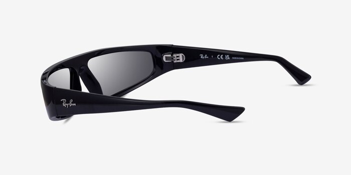 Ray-Ban RB4432 Izaz Noir Éco-responsable Soleil de Lunette de vue d'EyeBuyDirect