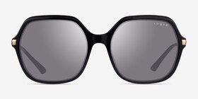 Vogue Eyewear VO5561S Shiny Black Acétate Soleil de Lunette de vue d'EyeBuyDirect, Vue de Face