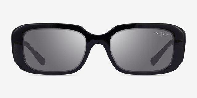Vogue Eyewear VO5565S Noir PlastiqueSoleil de Lunette de vue d'EyeBuyDirect, Vue de Face