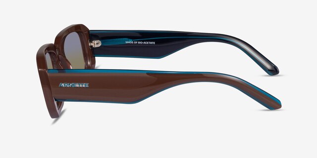 ARNETTE Thekidd Matte Chocolate AcétateSoleil de Lunette de vue d'EyeBuyDirect, Vue de Côté