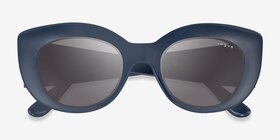 Vogue Eyewear VO5480S Matte Navy Plastique Soleil de Lunette de vue d'EyeBuyDirect, Vue Rapprochée