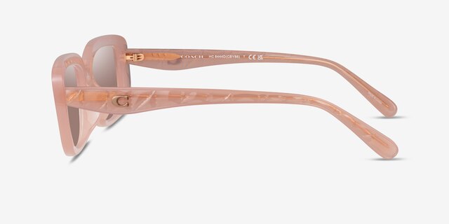Coach HC8444D CBY86 Milky Pink Éco-responsableSoleil de Lunette de vue d'EyeBuyDirect, Vue de Côté