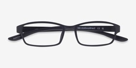 Little Preston Noir Plastique Montures de lunettes de vue d'EyeBuyDirect, Vue Rapprochée