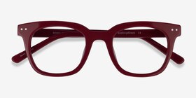 Romy Burgundy Acétate Montures de lunettes de vue d'EyeBuyDirect, Vue Rapprochée