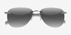Ludo Shiny Silver Métal Soleil de Lunette de vue d'EyeBuyDirect, Vue Rapprochée