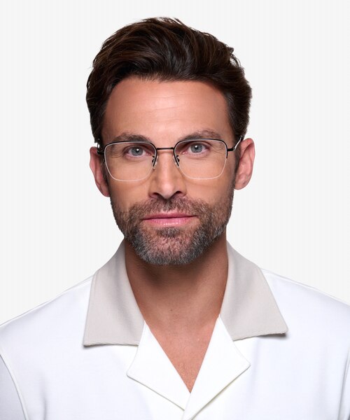 James Noir TitaniumMontures de lunettes de vue pour Hommes d'EyeBuyDirect