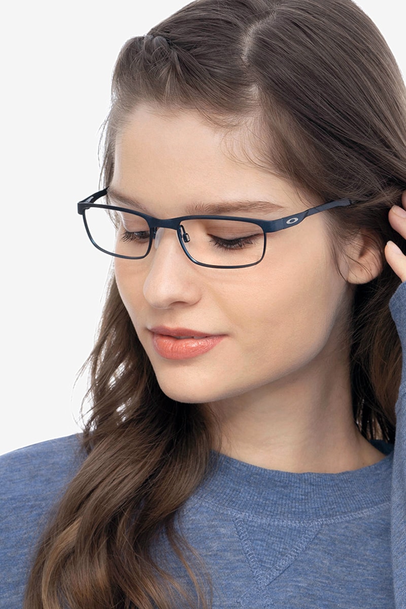 Girl 2025 oakley eyeglasses