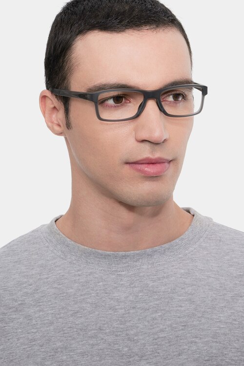 Oakley Chamfer MNP Gris PlastiqueMontures de lunettes de vue pour Hommes d'EyeBuyDirect