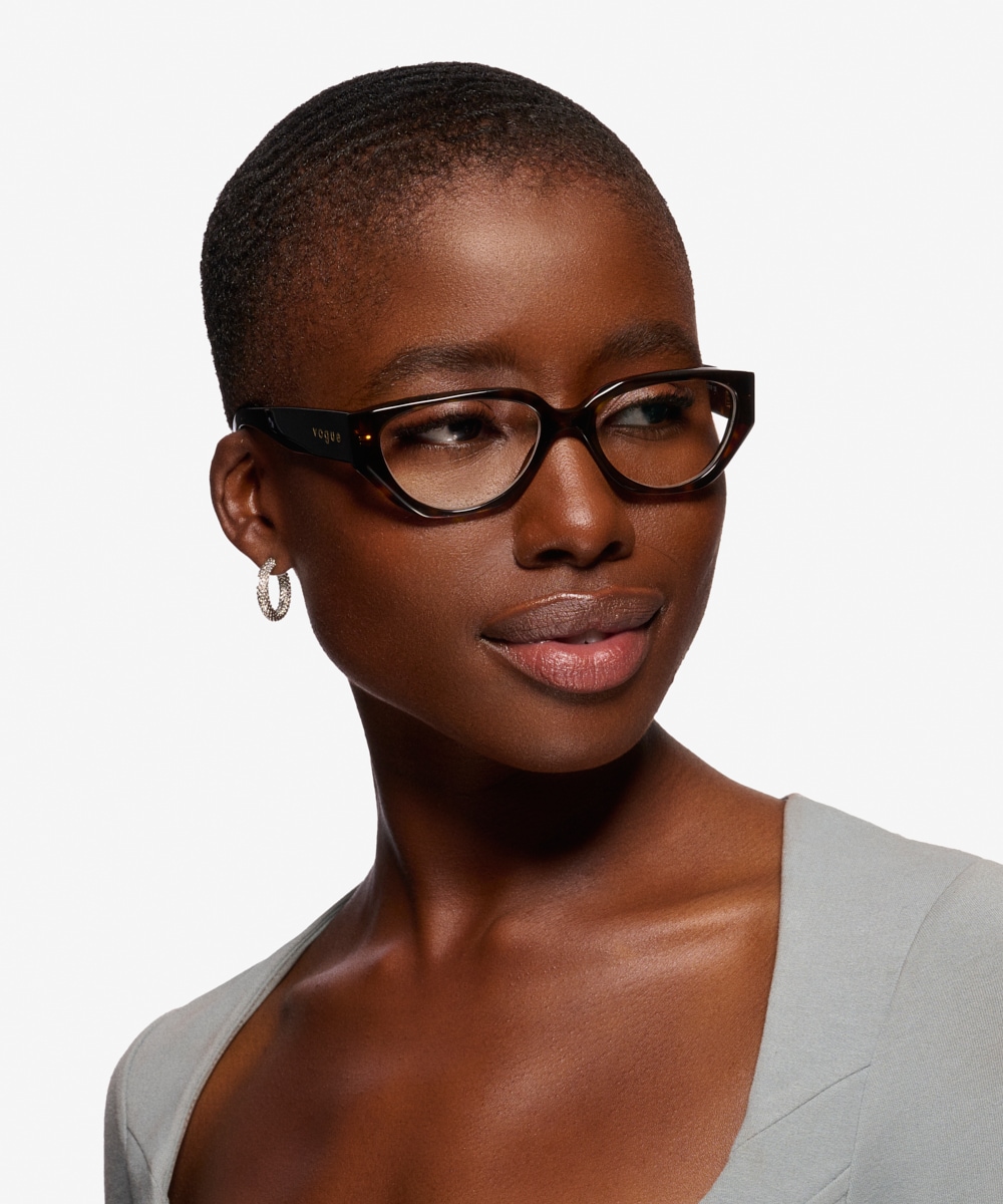 ファッション+美容 EYEWEAR A VISUAL HISTORY Oliver N.01 Eyeglasses in Atago Tortoise | Oliver®