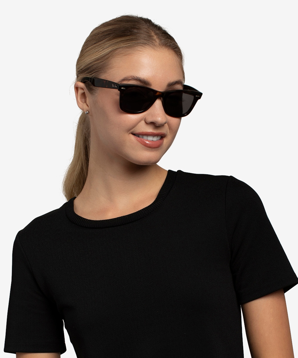 Wayfarer sunglasses outlet womens