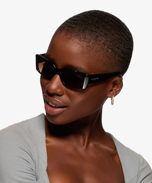 Vogue Eyewear VO5440S Écaille Noire AcétateSoleil de Lunette de vue pour Femmes d'EyeBuyDirect