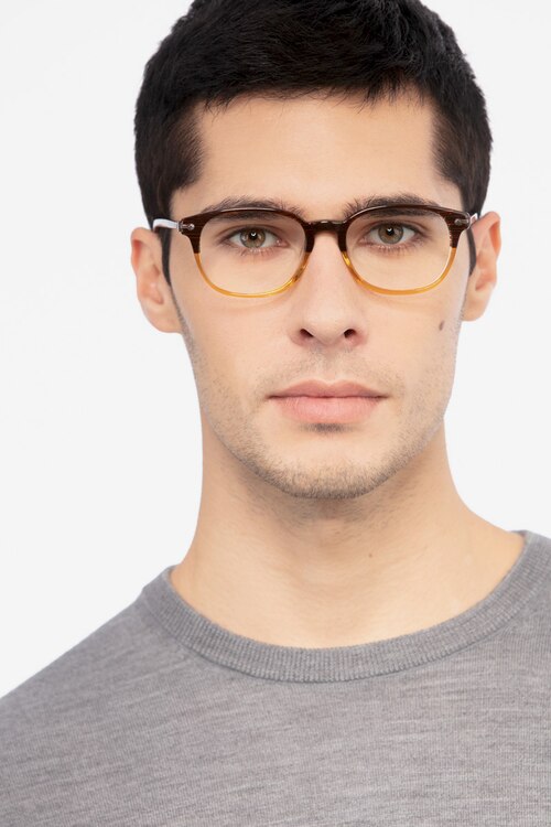 Nova Brown Striped AcétateMontures de lunettes de vue pour Hommes d'EyeBuyDirect