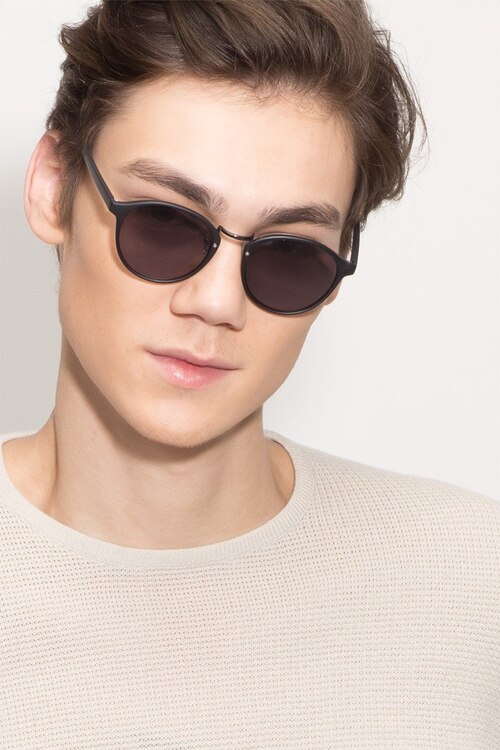 Millenium Matte Black PlastiqueSoleil de Lunette de vue pour Hommes d'EyeBuyDirect