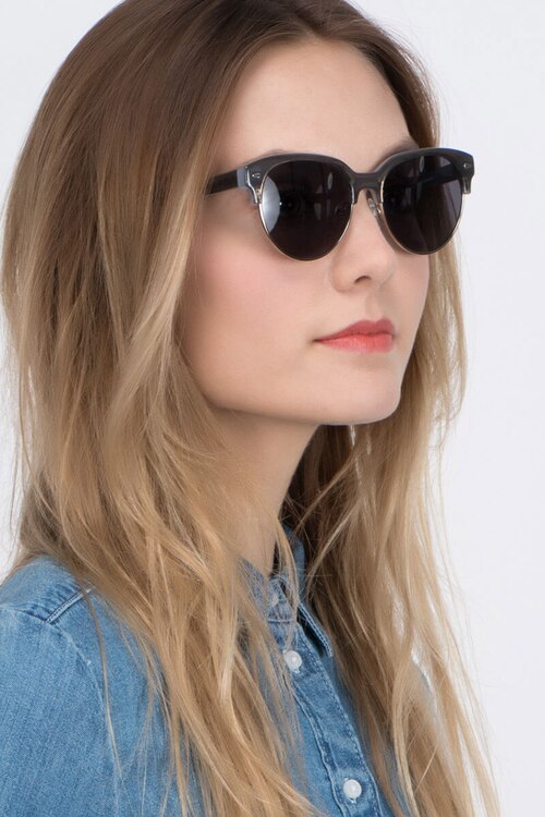 Carven Gris PlastiqueSoleil de Lunette de vue pour Femmes d'EyeBuyDirect