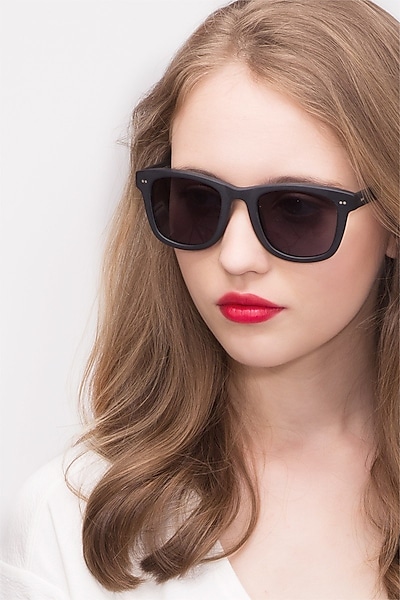 What Are the Best Sunglasses for Round Faces? | Eyebuydirect