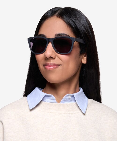 Malibu Matte Black AcétateSoleil de Lunette de vue pour Femmes d'EyeBuyDirect