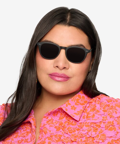 Hidden Noir PlastiqueSoleil de Lunette de vue pour Femmes d'EyeBuyDirect