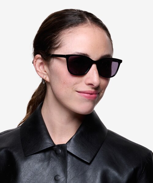 Halle Noir AcétateSoleil de Lunette de vue pour Femmes d'EyeBuyDirect