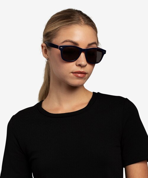 Parade Navy & Red AcétateSoleil de Lunette de vue pour Femmes d'EyeBuyDirect