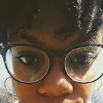 Starr R. - Red/Floral - round - plastic