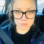 Sara T. - Navy - horn - acetate