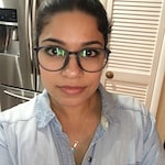 Amanda A. - Matte Black - round - plastic