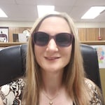 Tracy V. - Burgundy - square - plastic