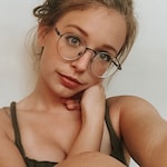 Kara P. -  Bronze - round - metal