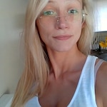 Kirstie B. - Rose Gold - round - metal