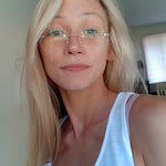 Kirstie B. - Rose Gold - round - metal