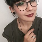 sadiegmz - Black - round - plastic