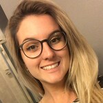 Madelynn R. - Black - round - plastic