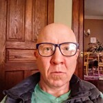 Max O. - Matte Navy - square - plastic