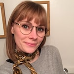 Paige T. -  Bronze - round - metal