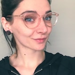 Britni L. - Rose Gold - round - plastic-metal