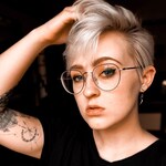 Hannah J. - Black Silver - round - metal