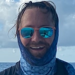 jade W. - Coral - oval - acetate